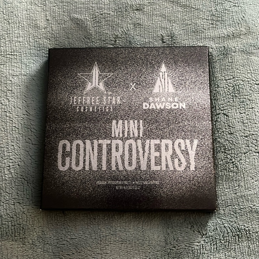 Jeffrey star x Shane Dawson mini controversy pallet